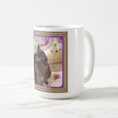 箱のキーウィ、シリーズ1の姿勢2のプラム コーヒーマグカップ (正面右)