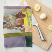 箱のゴールデン・リトリーバーチョコレートウサギ キッチンタオル (四つ折り)