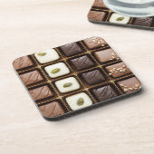 箱のハンドメイドの贅沢なチョコレート コースター (左側)
