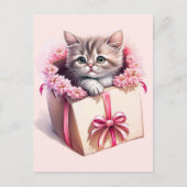 箱の中の愛らしい子猫の誕生日プレゼント ポストカード (正面)