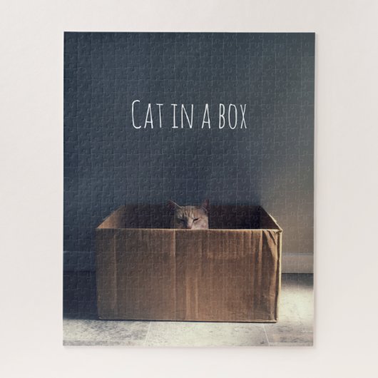 箱の中の猫。禅猫マスター。 ジグソーパズル (縦)