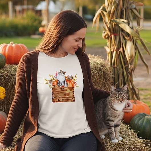 箱の中の秋の猫とカボチャ Tシャツ