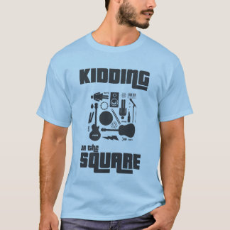 箱のKOTS Tシャツ