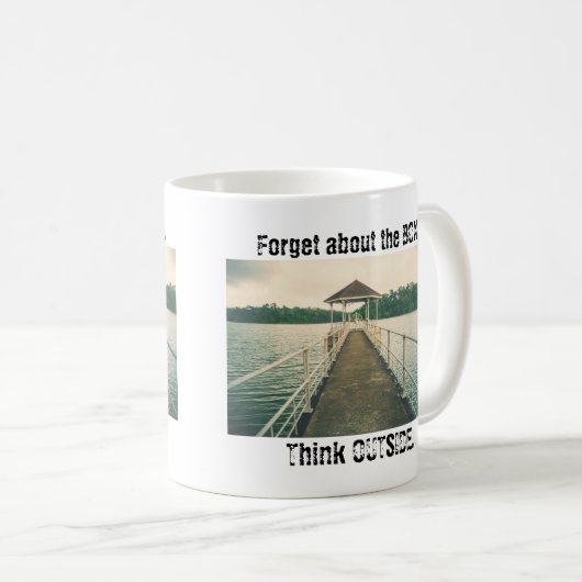 箱を忘れて下さい-マグのヴィンテージの波止場の外で考えて下さい コーヒーマグカップ (正面右)