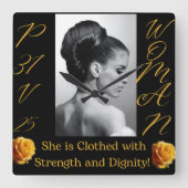 箴言第31回女性黒黄角時計 スクエア壁時計 (正面)