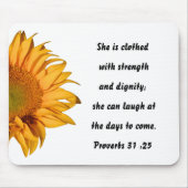 箴言第31章25節ひまわり半カスタム節 マウスパッド (正面)