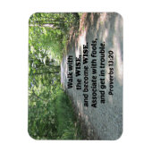 箴言13:20賢い者と共に歩き、賢くなる。 マグネット (縦)