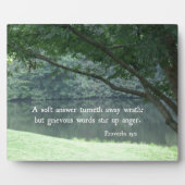 箴言15:1柔らかい答えは怒り遠くにだ フォトプラーク (正面)