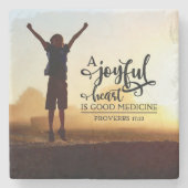 箴言17:22陽気なハートは良い薬 ストーンコースター (正面)