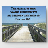 箴言20:7義なる人は正しく歩む フォトプラーク (正面)