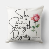 箴言31:25彼女は聖書の節の花を着ている クッション (正面)