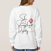 箴言31:25彼女は聖書の節の花を着ている スウェットシャツ (裏面)