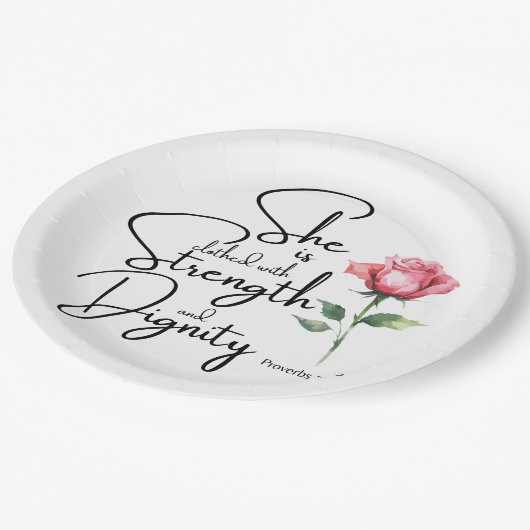 箴言31:25彼女は聖書の節の花を着ている ペーパープレート (アングル)