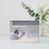 箴言3:5-6窓敷居鳥はがき シーズンポストカード (スタンド正面)