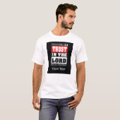 箴言 3:5 – 主を信頼する 聖書の言葉のデザイン Tシャツ (正面フル)
