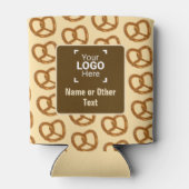 簡単プレッツェルパタンとブランドロゴ/文字 缶クーラー (裏面)