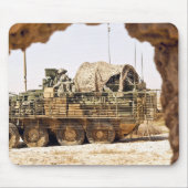 米兵はアフガニーで戦闘監視を行う マウスパッド (正面)