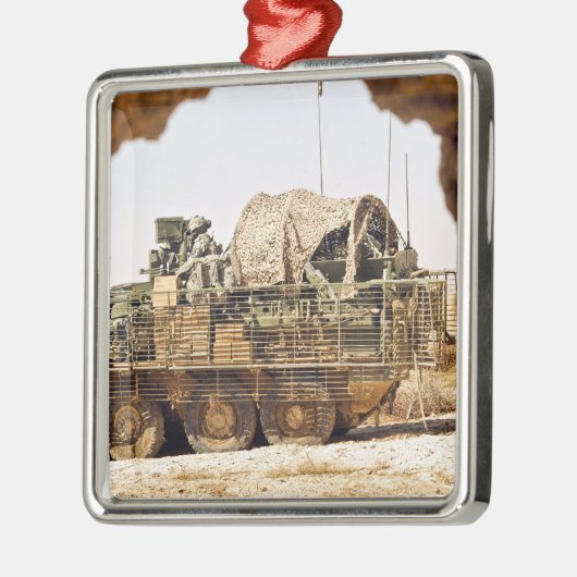 米兵はアフガニーで戦闘監視を行う メタルオーナメント (左)