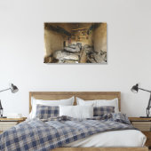 米兵は捨てられた泥の家で眠る キャンバスプリント (インサイチュ (寝室))