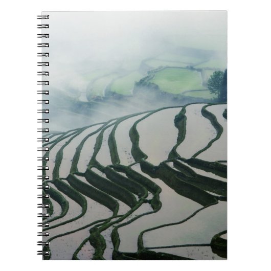 米分野の上の朝の霧 ノートブック (正面)