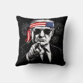 米国おもしろいトランプ湾2025年7月4日 クッション (裏面)