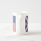 米国およびイギリスの旗 ボーンチャイナマグカップ (裏面)