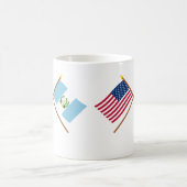 米国およびグアテマラによって交差させる旗 コーヒーマグカップ (中央)