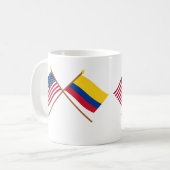 米国およびコロンビアによって交差させる旗 コーヒーマグカップ (正面左)