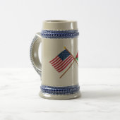 米国およびヨルダンによって交差させる旗 ビールジョッキ (正面左)