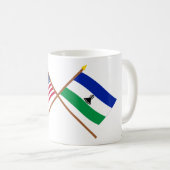 米国およびレソトによって交差させる旗 コーヒーマグカップ (正面右)