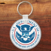 米国たばこ・銃器・ビール省 キーホルダー (正面)