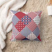 米国のアメリカの斜めの赤く白く及び青のキルト クッション (ブランケット)