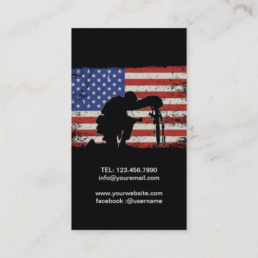 米国のグランジ国旗はひざまずく兵士を裏打ち 名刺 (裏面)