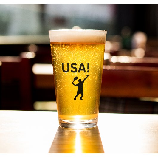 米国のテニス選手で、ボールにドットを使う タンブラーグラス