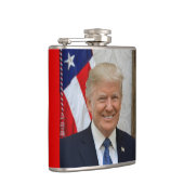 米国のドナルド・トランプ大統領　ホワイトハウス フラスク (右)