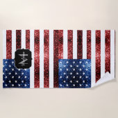 米国の国旗の赤い青いきらめきグリッターモノグラム ビーチタオル (正面)