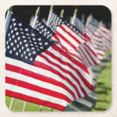 米国の旗が付いている歴史的な軍の墓地 スクエアペーパーコースター (正面)
