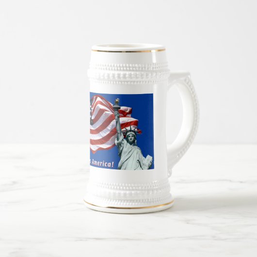 米国の旗の自由ステイン-神はアメリカWを賛美します ビールジョッキ (正面右)