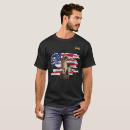 米国の旗を守っているJust4GSDのジャーマン・シェパード Tシャツ