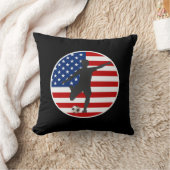 米国の旗米国の女性のサッカーの枕 クッション (ブランケット)