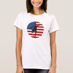 米国の旗米国の女性のサッカーのTシャツ Tシャツ