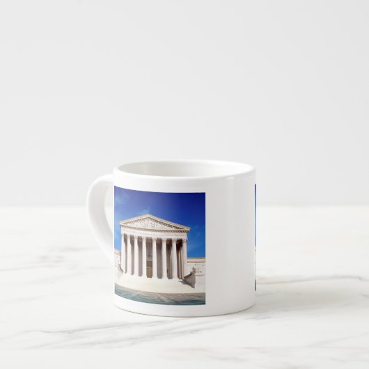 米国の最高裁判所の建物、Washington D.C.、米国 エスプレッソカップ (正面左)