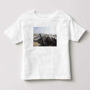 米国の海兵隊員は塩水性沼沢の乳鉢、ペルーを始動させます トドラーTシャツ