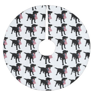 米国の米国旗、クリスマスを持つ黒い実験室犬 ブラッシュドポリエステルツリースカート