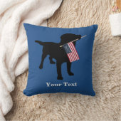米国の米国旗、7月の第4を持つ黒い実験室犬 クッション (ブランケット)