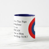 米国の航空業務の警告のリーフレット マグカップ (中央)