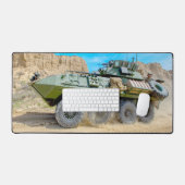 米国の装甲人輸送機 – LAV-25 デスクマット (キーボード&マウス)