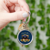 米国の誇りを持った退役軍人になる – navy blue Keychain キーホルダー (手)