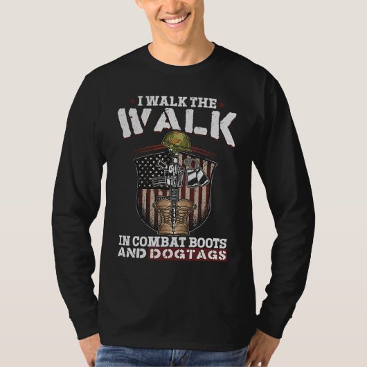米国の退役軍人私は戦闘靴と犬で歩く Tシャツ (正面)