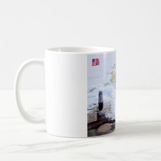 米国の高速攻撃潜水艦 – SSN-718マグカップ コーヒーマグカップ (左)
